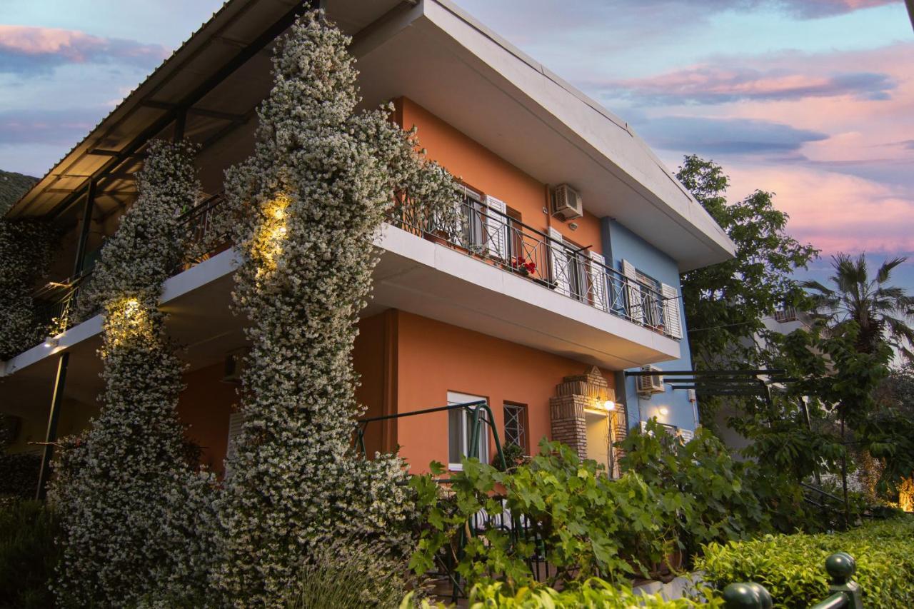 Tsertos Apartments Kamena Wurla Zewnętrze zdjęcie