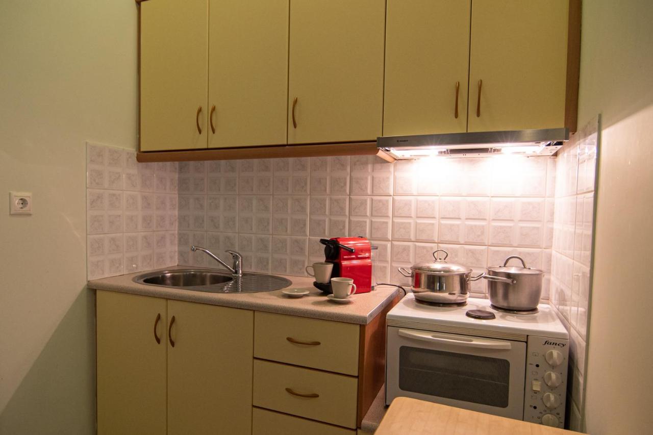Tsertos Apartments Kamena Wurla Zewnętrze zdjęcie