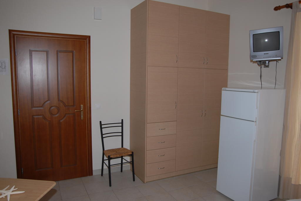 Tsertos Apartments Kamena Wurla Zewnętrze zdjęcie