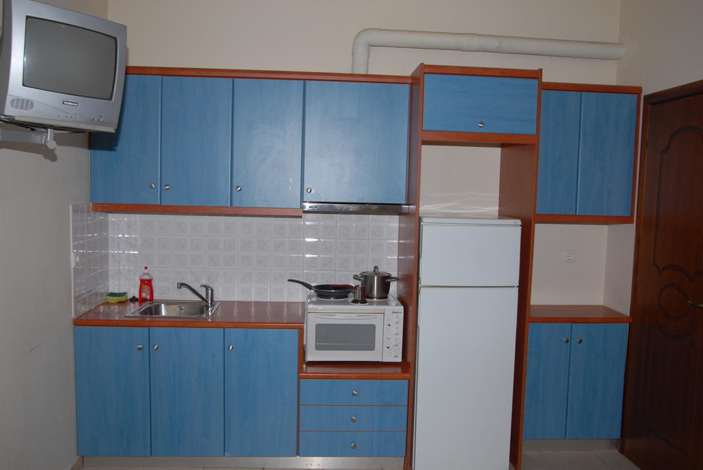 Tsertos Apartments Kamena Wurla Zewnętrze zdjęcie