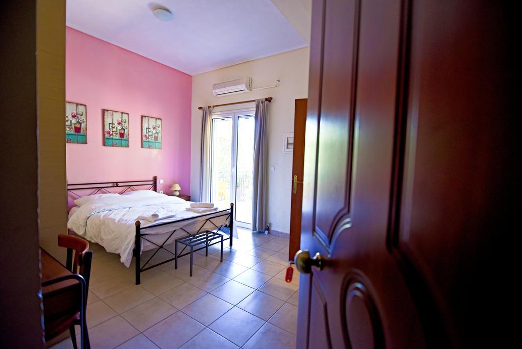 Tsertos Apartments Kamena Wurla Zewnętrze zdjęcie